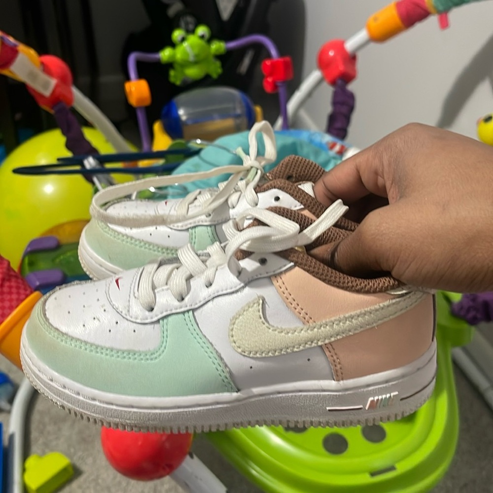 10c girl Air Force ones